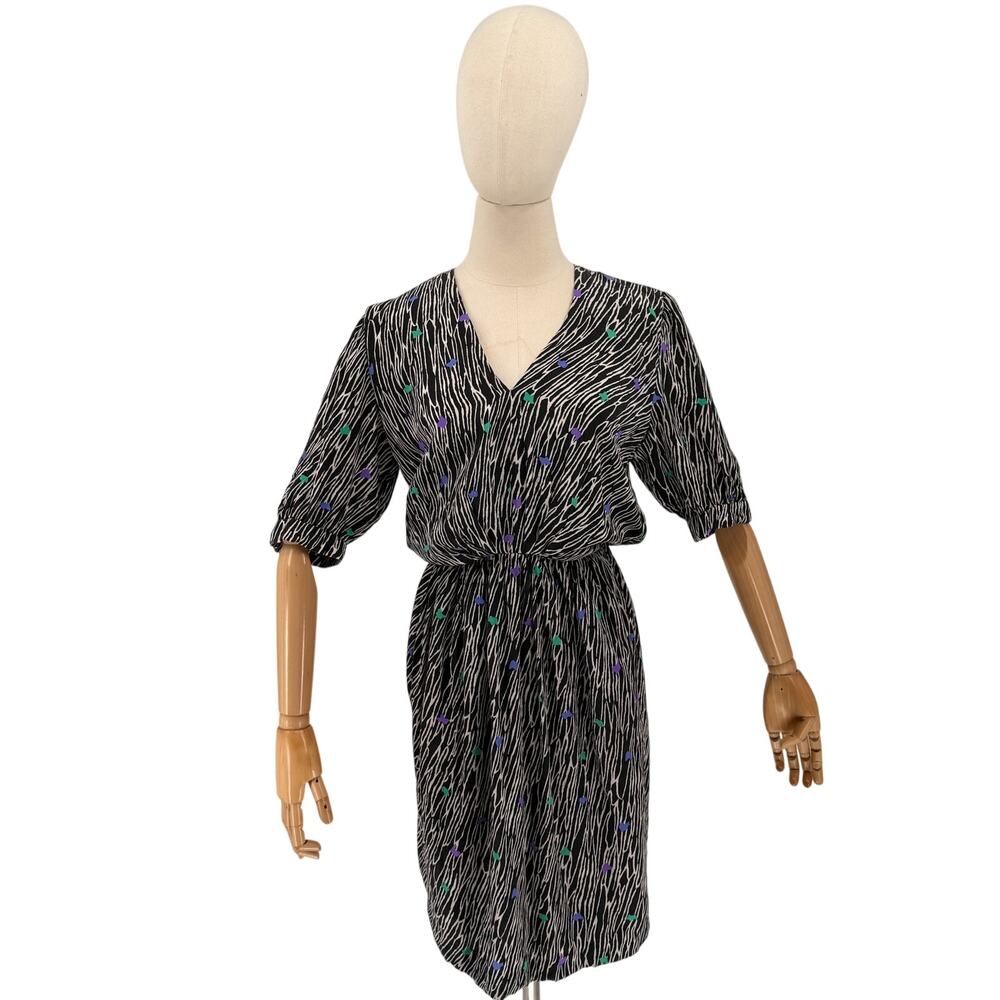 Vintage 80s Gianni Versace Black White 100% Silk Abstract Graphic Mini Dress